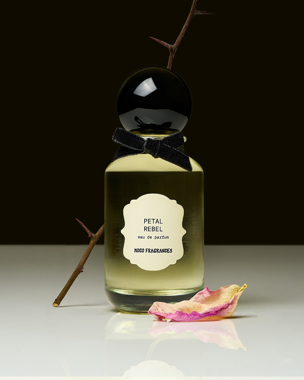 Petal Rebel - Eau de Parfum - MOCO Candles